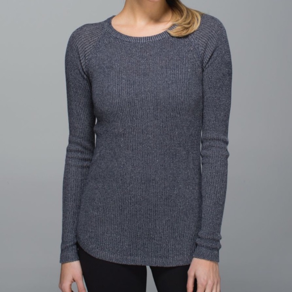 NWOT Lululemon Cabin Yogi Long Sleeve Sweater Inkwell / Heathered Medium Grey